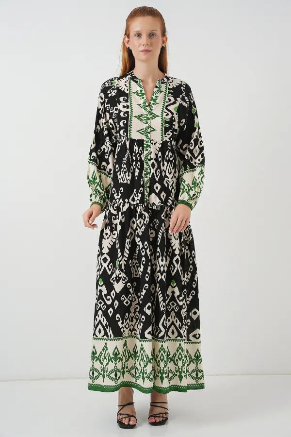 Kadın Desenli Uzun Tesettür Elbise 2585 - Siyah - Yeşil