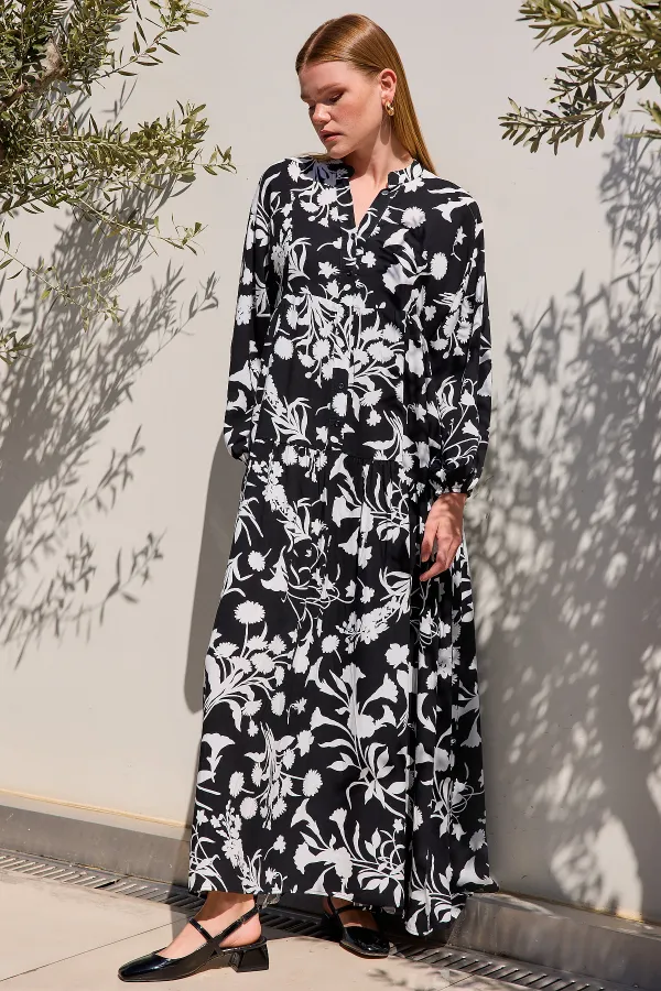 Robe hijab en viscose noire et blanche pour femme 2423