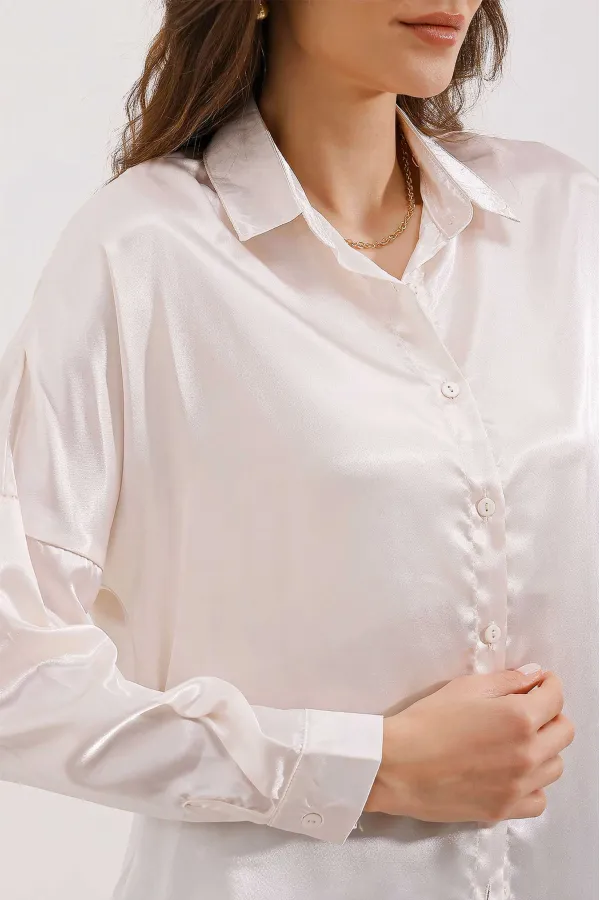Chemise oversize en satin beige (réf. 3985)