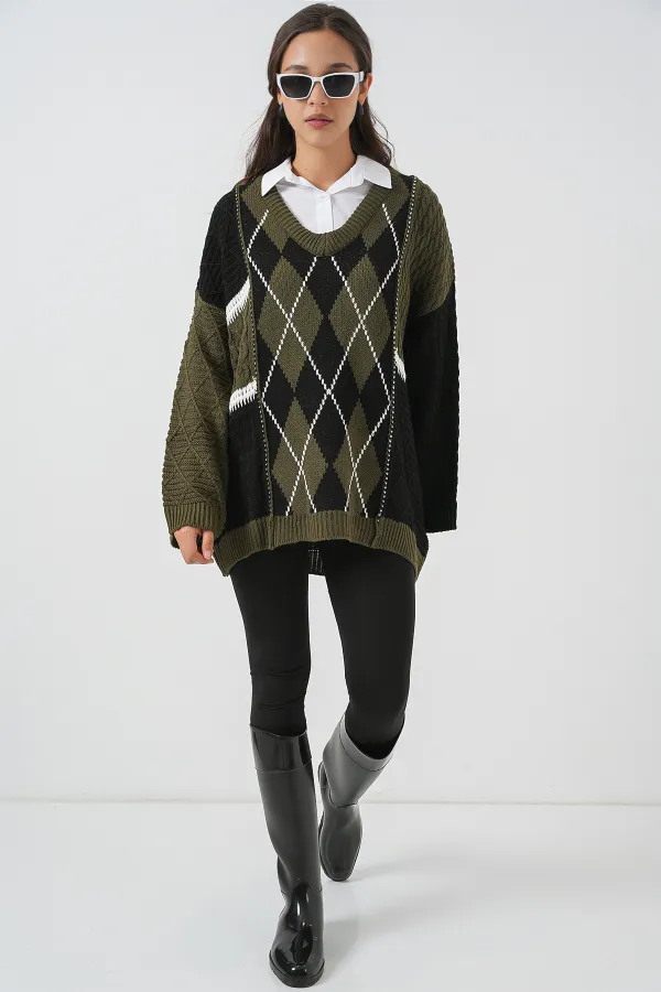 Kadın V Yaka Desenli Triko Kazak 15933 - Haki