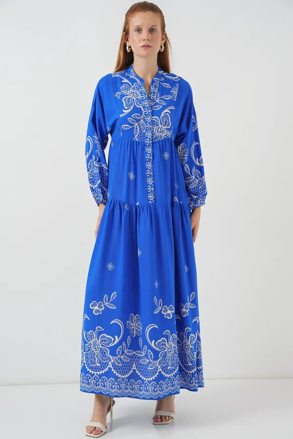 Kadın Desenli Uzun Tesettür Elbise 2585 - Saks