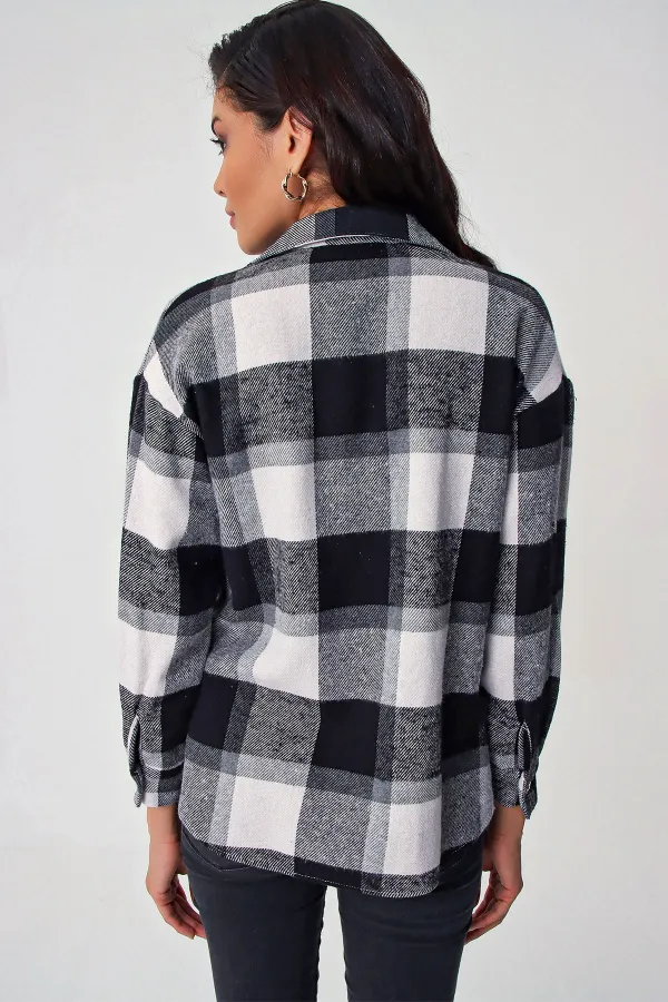 3854 Plaid Pattern Double Pocket Shirt - Black