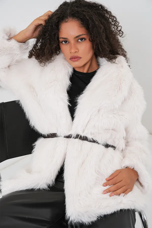 Manteau en fourrure oversize ceinturé pour femme 9156 - Blanc