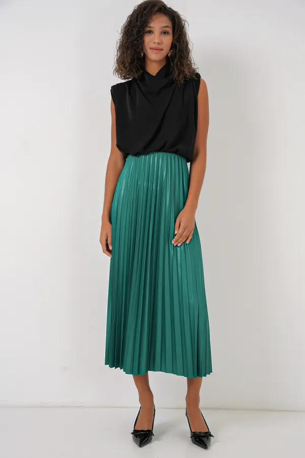 Jupe plissée aspect cuir 8009 - Verte