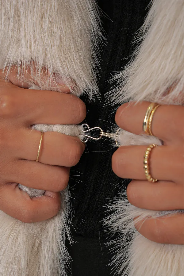 5186 Double Breasted Plush Fur Coat - Cream