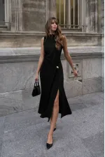 Toka Detay Elbise - Siyah