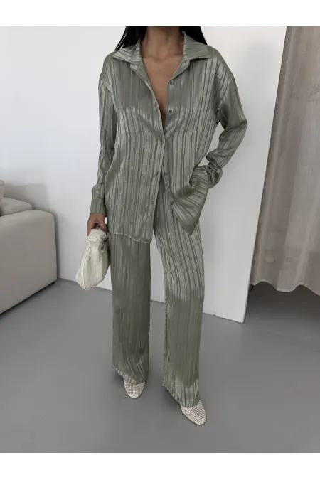 Costume en satin à rayures 2519 - Vert