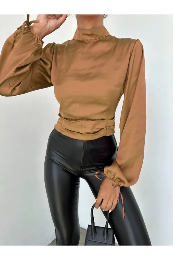 Chemisier court en satin marron