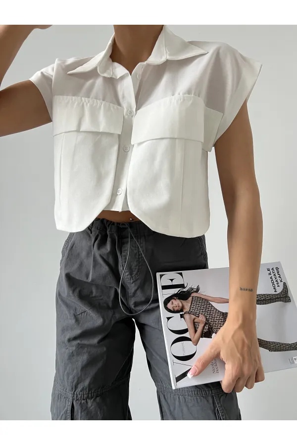 Chemise blanche à poches