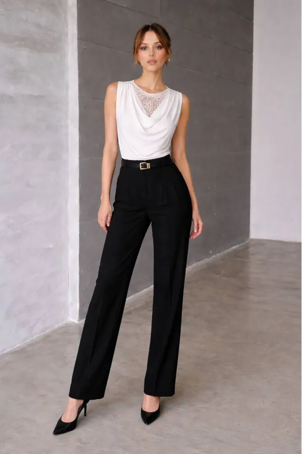 Dantel Detay Dökümlü Bluz - Beyaz