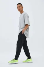 Erkek Antrasit Arka Cep Etiket Detaylı Paça Lastikli Regular Fit Eşofman Altı