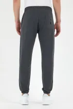 Antrasit Erkek Eşofman Altı Etiketli Arka ve Yan Cepli Regular Fit Lastik Paça