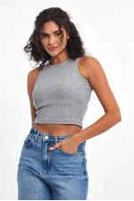 Kadın Gri Fitilli Görünümlü Askılı Kalın Esnek Örme Basic Crop Atlet