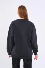 Sweat-shirt basique oversize en coton anthracite pour femme, col rond.