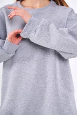 Sweat-shirt basique oversize en coton gris pour femme, col rond.