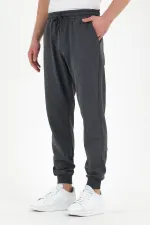 Antrasit Erkek Eşofman Altı Etiketli Arka ve Yan Cepli Regular Fit