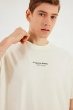 Leo Men's Oversize T-shirt 100% Cotton Crew Neck Printed Detail Basic T-shirt MTLCE81