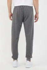 Erkek Regular Fit Rahat Kesim Beli Bağcıklı Jogger Cepli Lastikli Paça Siyah Eşofman Altı