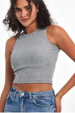 Kadın Gri Fitilli Görünümlü Askılı Kalın Esnek Örme Basic Crop Atlet