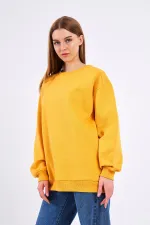 Sweat-shirt basique oversize en coton jaune pour femme, col rond.