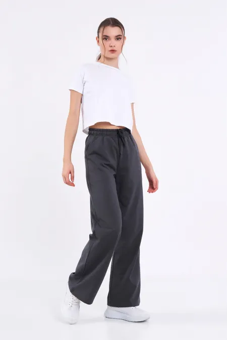 Kadın Mevsimlik Salaş Geniş Rahat Paça Yan Cepli Siyah Eşofman Altı