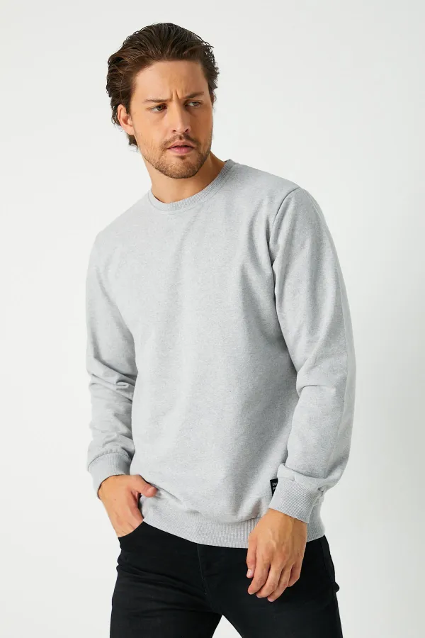 Sweat-shirt gris basique à col rond pour homme 