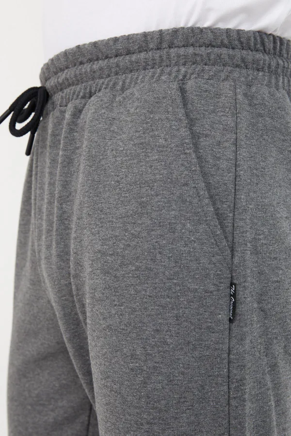 Erkek Regular Fit Rahat Kesim Beli Bağcıklı Jogger Cepli Lastikli Paça Siyah Eşofman Altı