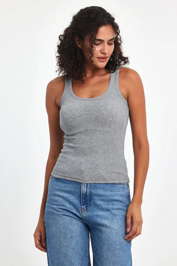 Kadın Gri Fitilli Görünümlü Askılı Kalın Esnek Örme Basic Crop Atlet