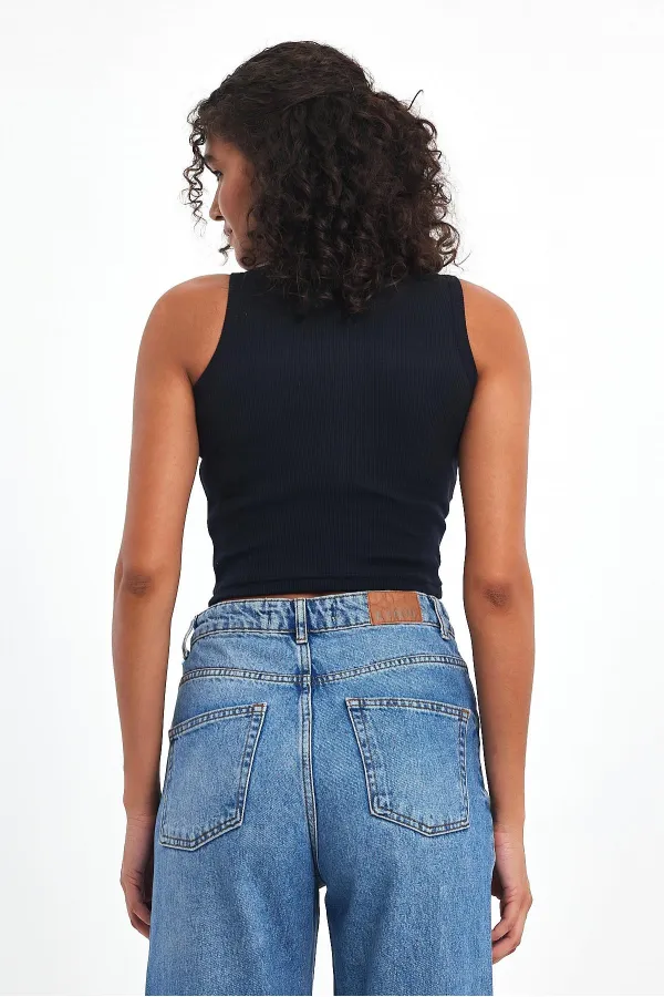 Kadın Siyah-Beyaz Fitilli Görünümlü Askılı Kalın Esnek Örme 2'li Basic Crop Atlet