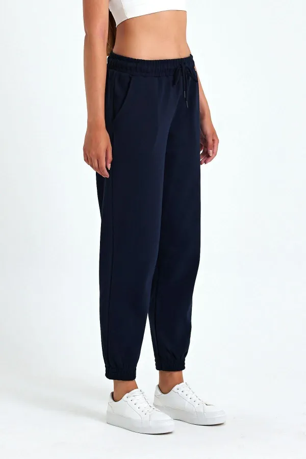 Lacivert Pamuklu Paçası Lastikli Rahat Kalın Jogger Cepli Kadın Eşofman Altı