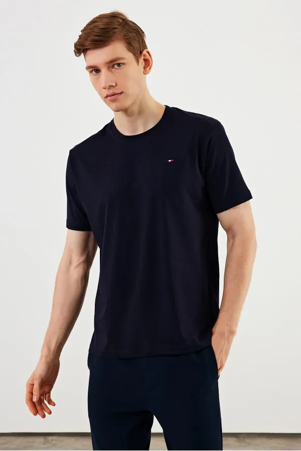 T-shirt homme à col rond, 100 % coton, détails brodés, bleu marine basique MTLCE89