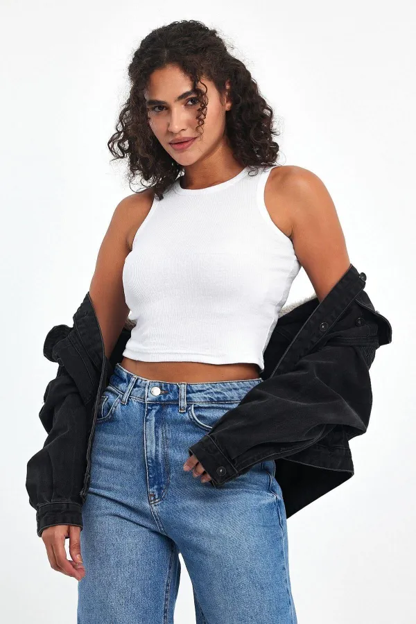 Kadın Siyah-Beyaz-Gri Fitilli Görünümlü Askılı Kalın Esnek Örme 3'lü Basic Crop Atlet