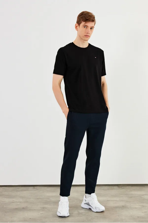 Erkek Bisiklet Yaka T-shirt %100 Pamuk Nakış Detaylı Basic Siyah Tişört MTLCE89