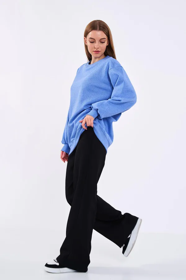 Sweat-shirt basique oversize en coton bleu pour femme, col rond.