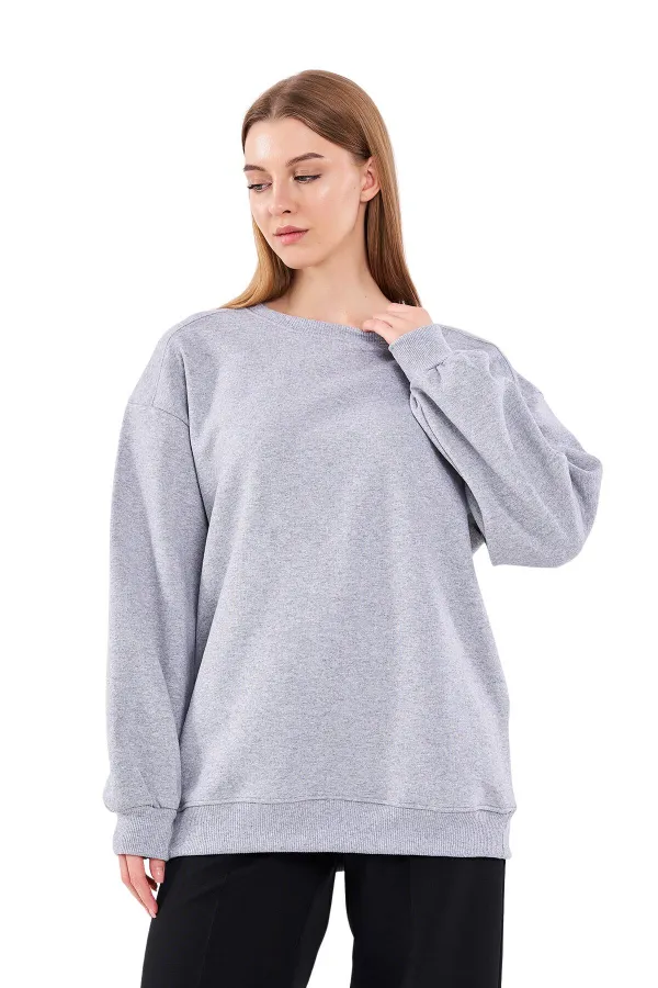 Sweat-shirt basique oversize en coton gris pour femme, col rond.