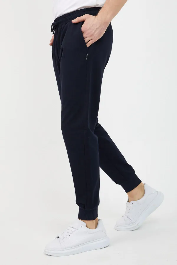 Erkek Regular Fit Rahat Kesim Beli Bağcıklı Jogger Cepli Lastikli Paça Siyah Eşofman Altı