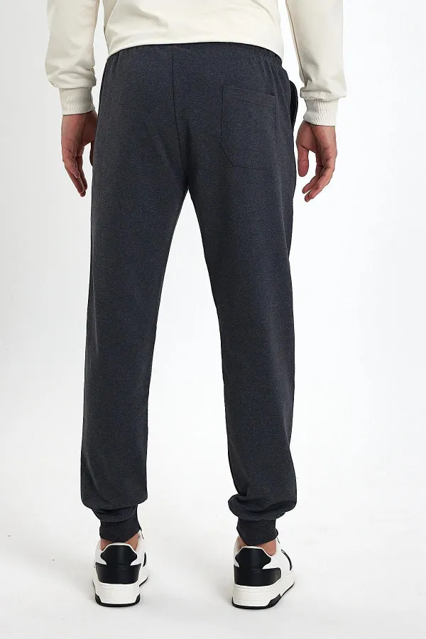 Pantalon de survêtement noir et gris pour homme, coupe classique, avec étiquette sur la poche arrière et ourlets élastiques (lot de 2)