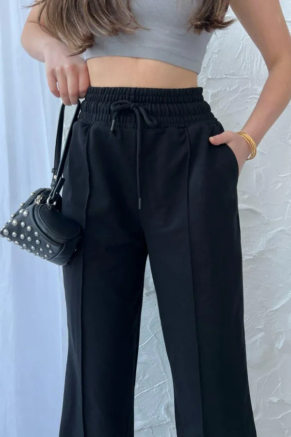 Kadın Mevsimlik Salaş Geniş Paça Yüksek Bel Siyah Eşofman Altı