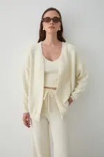 Ensemble trois pièces écru duveteux