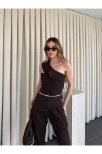 Acı Kahve Tek Omuz Tasarım Yaka Bluz Pantolon Takım - 8003