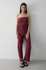 Ensemble chemisier et pantalon bordeaux sans bretelles à fronces latérales