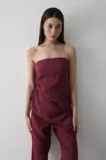 Ensemble chemisier et pantalon bordeaux sans bretelles à fronces latérales