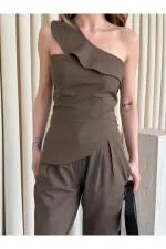 Sütlü Kahve Tek Omuz Tasarım Yaka Bluz Pantolon Takım - 8003