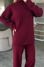 Ensemble col roulé bordeaux en maille côtelée - 4671