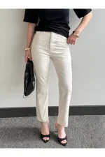 Bej Kesik Paça Detaylı Jean - 520