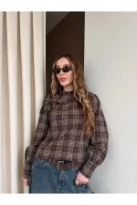 Kahverengi Yakası Fiyonk Detaylı Gömlek - 507