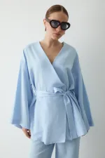 Mavi Pamuklu Düğme Detaylı Kemerli Keten Kimono