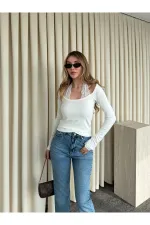 Açık Ekru Boyundan Dantelli Bluz - 261017