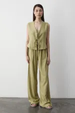 Ensemble gilet en mousseline kaki à 3 lacets