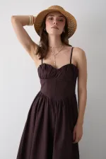 Robe en popeline marron avec détail à la taille - 2001